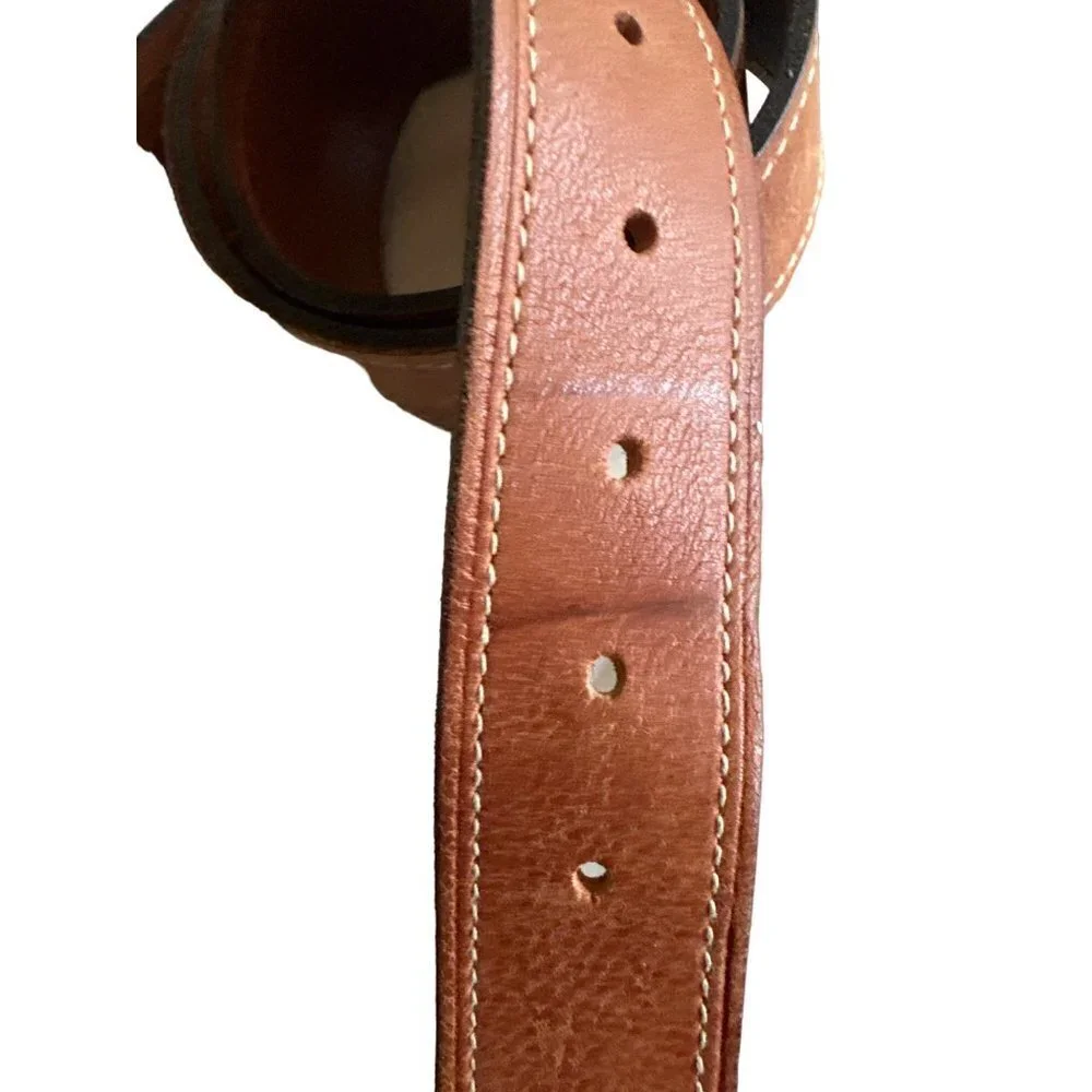 Unbranded Carmel Brown‎ Leather Belt Silvertone Buckle Size 34